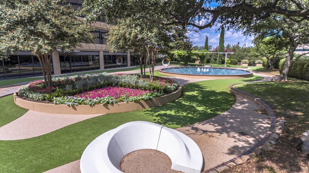 More Photos Of 225 E John Carpenter Fwy, Irving Office For Lease