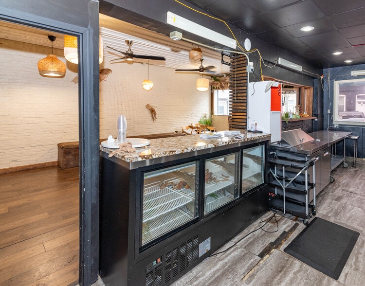 More Photos Of 1538 Light St, Baltimore Storefront Retail Residential For Sale