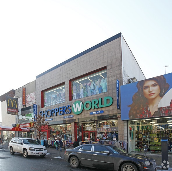 More Photos Of 422-428 Knickerbocker Ave, Brooklyn Storefront For Lease