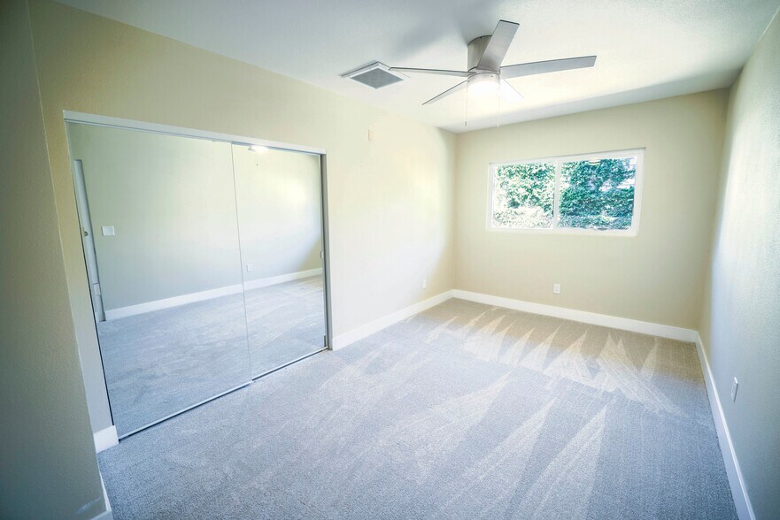 More Photos Of 5905 Old Wheeler Rd, La Verne Assisted Living For Sale