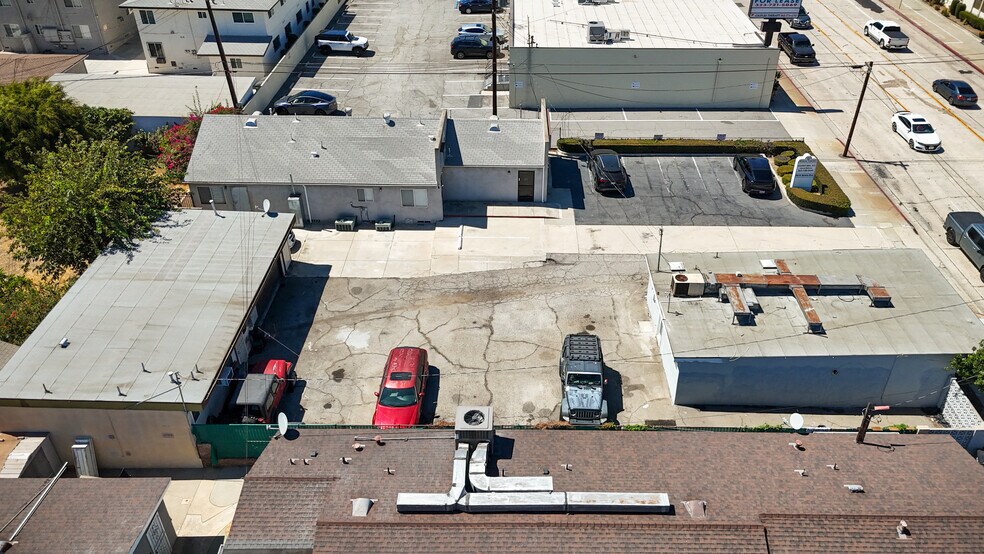 More Photos Of 605 W Beverly Blvd, Montebello Storefront Retail Residential For Sale