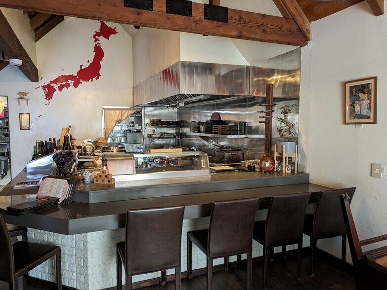 More Photos Of 521 N La Cienega Blvd, Los Angeles Restaurant For Lease