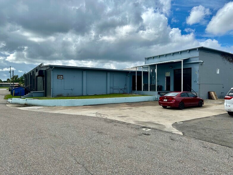 More Photos Of 1011 W Lancaster Rd, Orlando General Retail For Sale