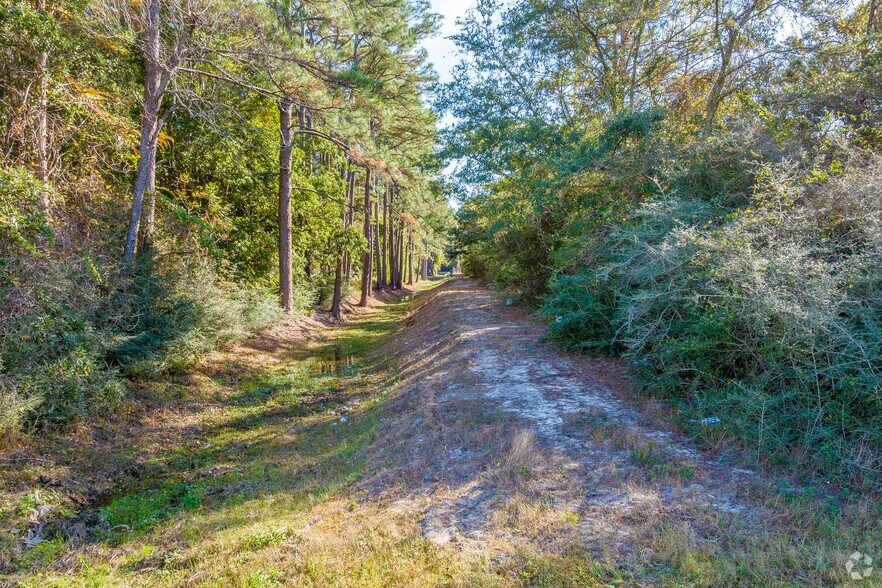 More Photos Of 5425 Gulf Breeze Pky, Gulf Breeze Land For Sale