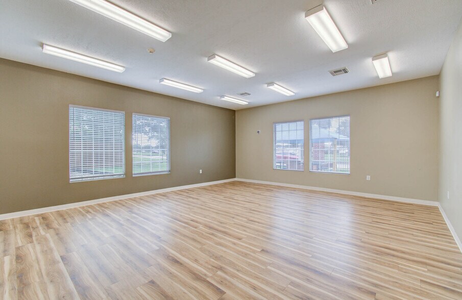 More Photos Of 19647 River Bottom Rd, Katy Daycare Center For Sale