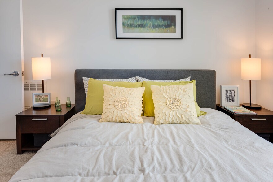 More Photos Of 100 Grand Ave, Oakland Apartments For Lease