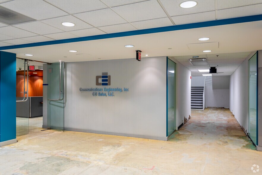 More Photos Of 8500 Cinder Bed Rd, Lorton Flex For Lease