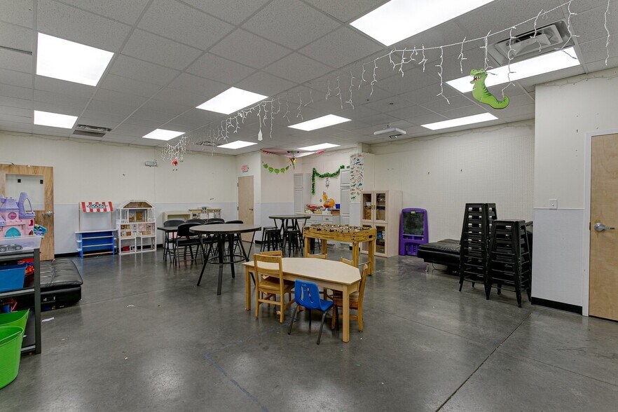 More Photos Of 2426 New Dorset Rd, Powhatan Daycare Center For Sale