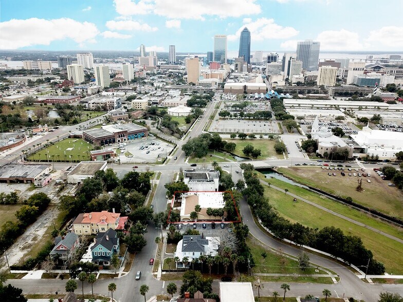 More Photos Of 1128 N Laura St, Jacksonville Medical For Sale