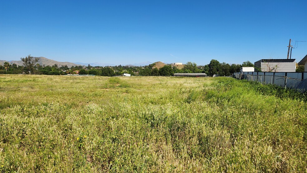 More Photos Of 5540 Appaloosa Ave, Jurupa Valley Land For Sale