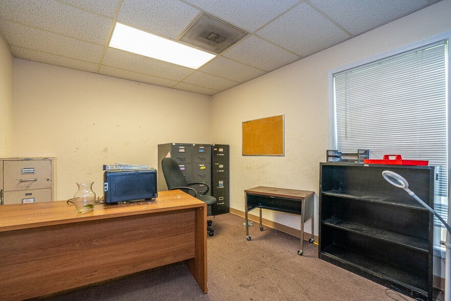 More Photos Of 3380 Successful Way, Dayton Office For Sale