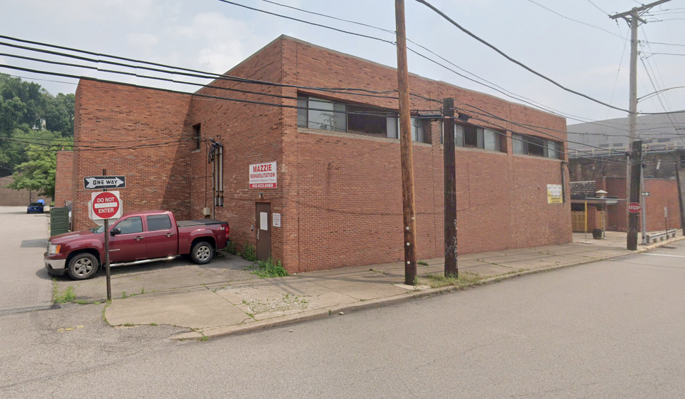 Primary Photo Of 801 E Pittsburgh Mall, East Pittsburgh Apartments For Sale