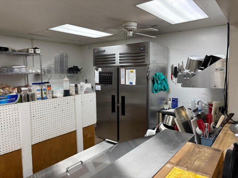 More Photos Of 617 Broadway, Imperial General Retail For Sale