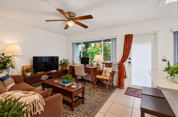 More Photos Of 309 S Palmway, Lake Worth Beach Multifamily For Sale