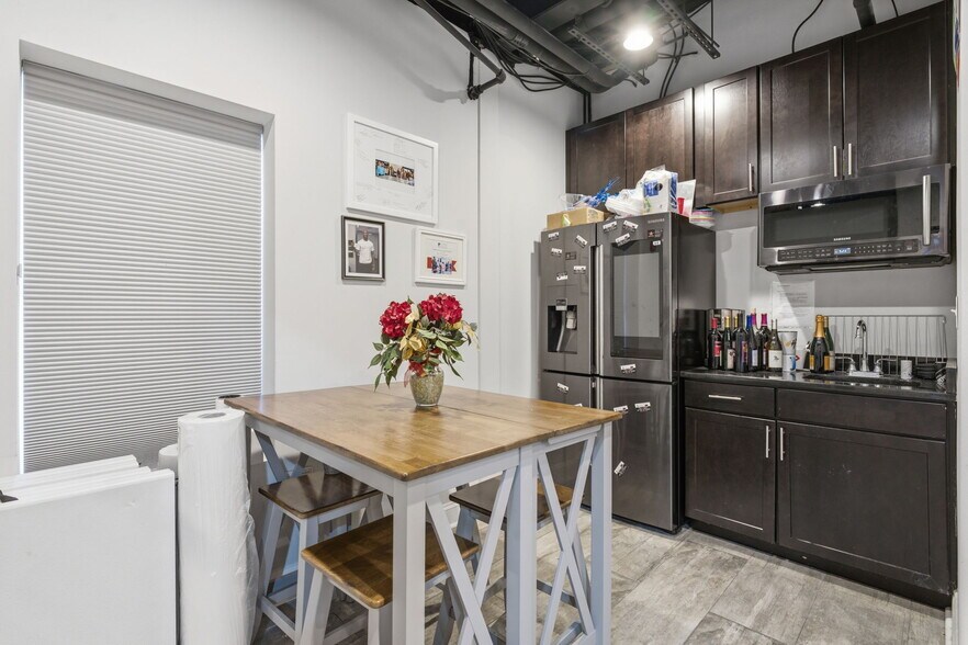 More Photos Of 13895 Hedgewood Dr, Woodbridge Medical For Sale
