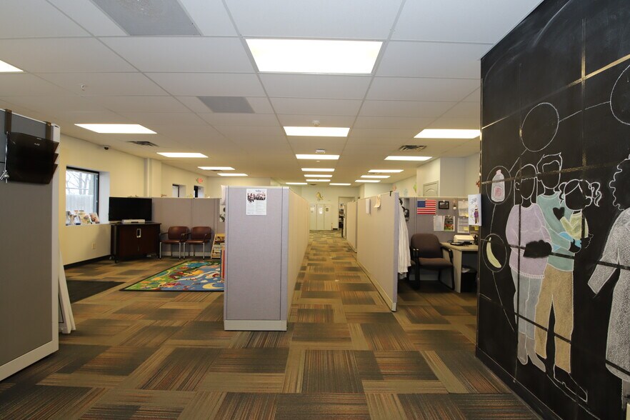 More Photos Of 2670-2672 W Ridge Rd, Greece Freestanding For Lease