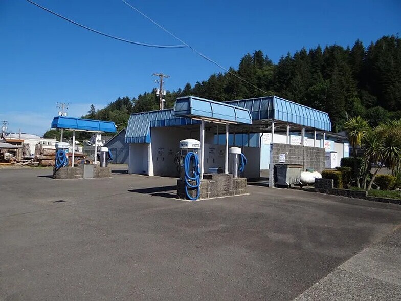 More Photos Of 542 Fir Ave, Reedsport Carwash For Sale