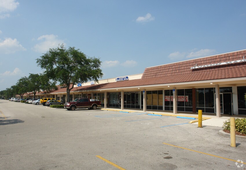 More Photos Of 4366-4430 Northlake Blvd, Palm Beach Gardens General Retail For Lease
