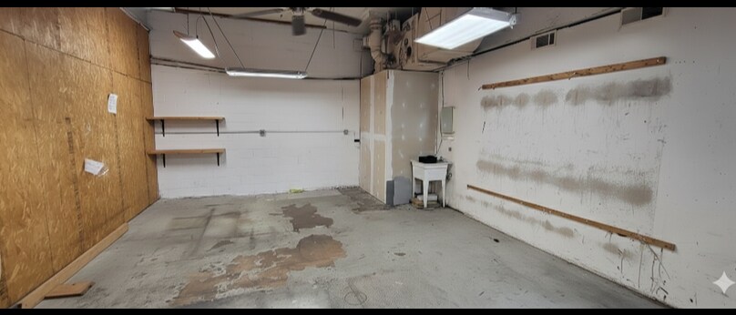 More Photos Of 7741 Frankford Ave, Philadelphia Freestanding For Sale