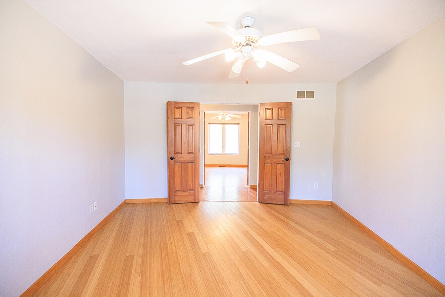 More Photos Of , Bloomington Unknown For Sale