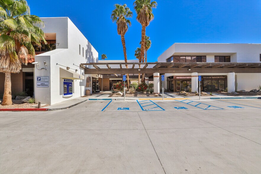 More Photos Of 901 E Tahquitz Canyon Way, Palm Springs Office For Lease