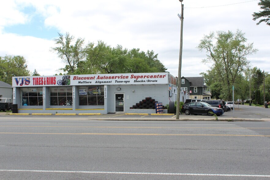 More Photos Of 867 Boston Rd, Springfield Auto Repair For Sale