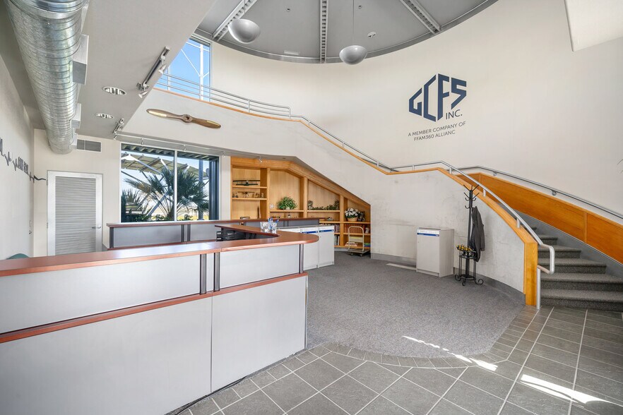 More Photos Of 4301 Second Wind Way, Paso Robles Office For Lease