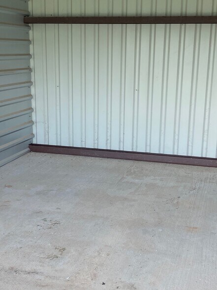 More Photos Of 8877 Stewarts Mdws, College Station Self Storage For Sale