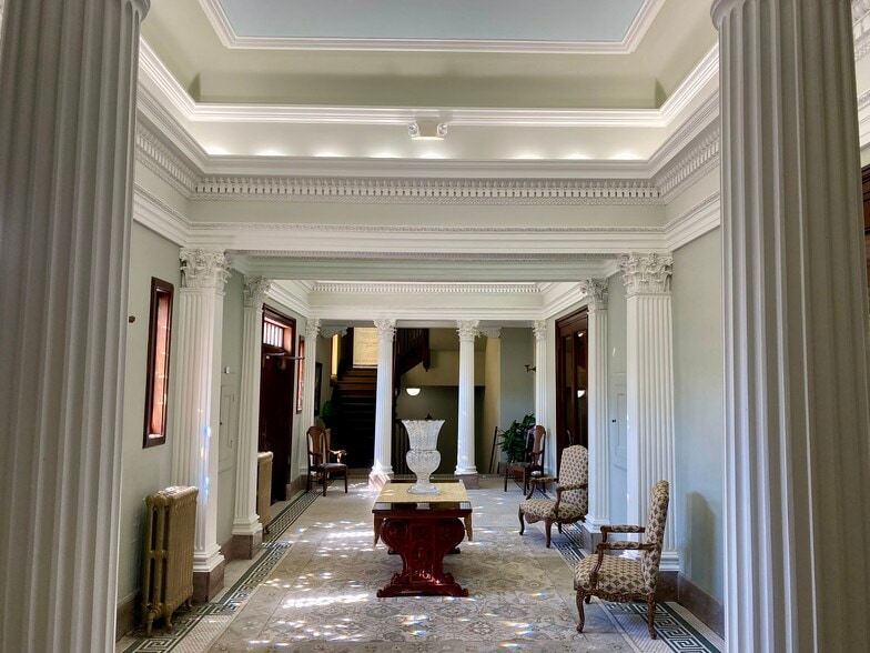More Photos Of 1201 Felix St, Saint Joseph Lodge Meeting Hall For Sale