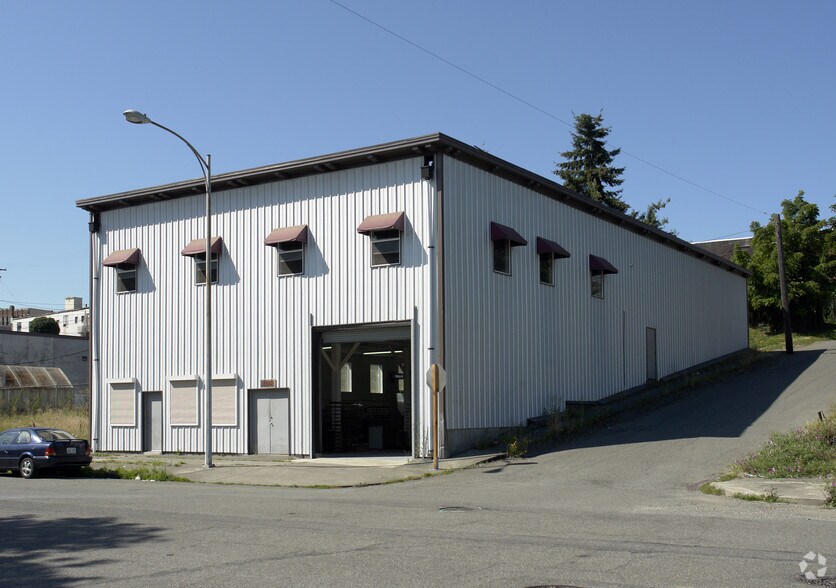 Primary Photo Of 2302 S Fawcett Ave, Tacoma Restaurant For Lease