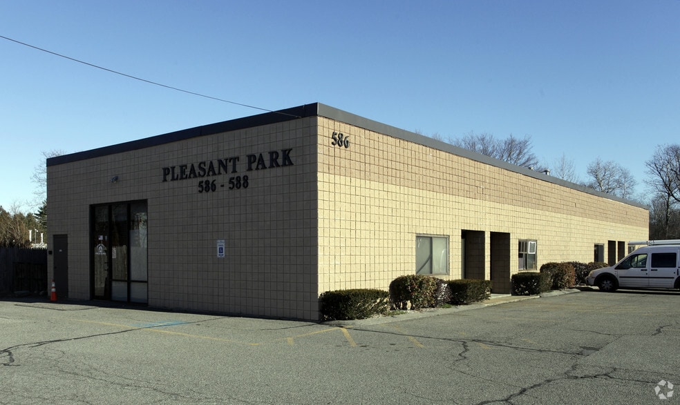 Primary Photo Of 586 Pleasant St, Norwood Light Distribution For Lease