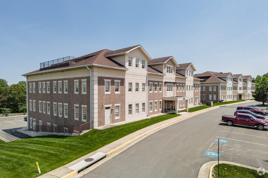 More Photos Of 18300 Quantico Gateway Dr, Triangle Unknown For Lease