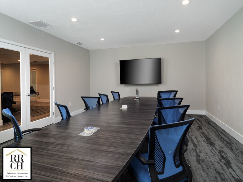 More Photos Of 2720 NW 6th St, Gainesville Medical For Lease