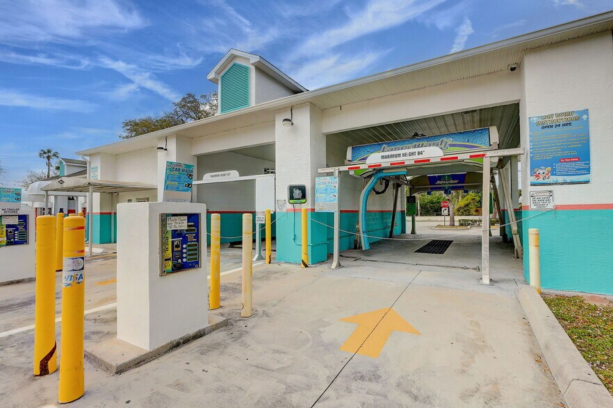 More Photos Of 3901 Orange Ave, Fort Pierce Freestanding For Sale