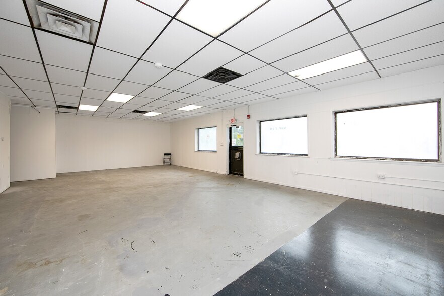 More Photos Of 201-211 Kates Blvd, Millville Freestanding For Lease
