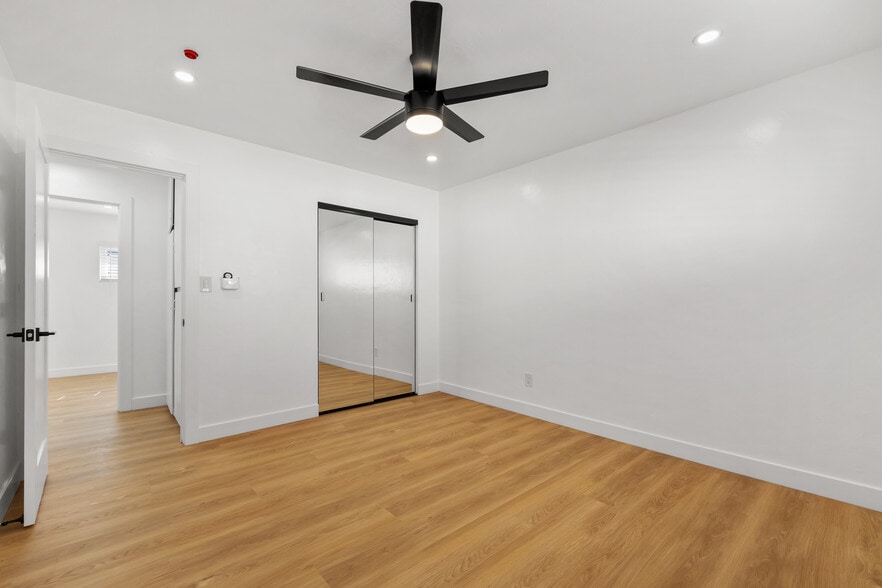 More Photos Of 1012-20 15th St, San Diego Apartments For Sale