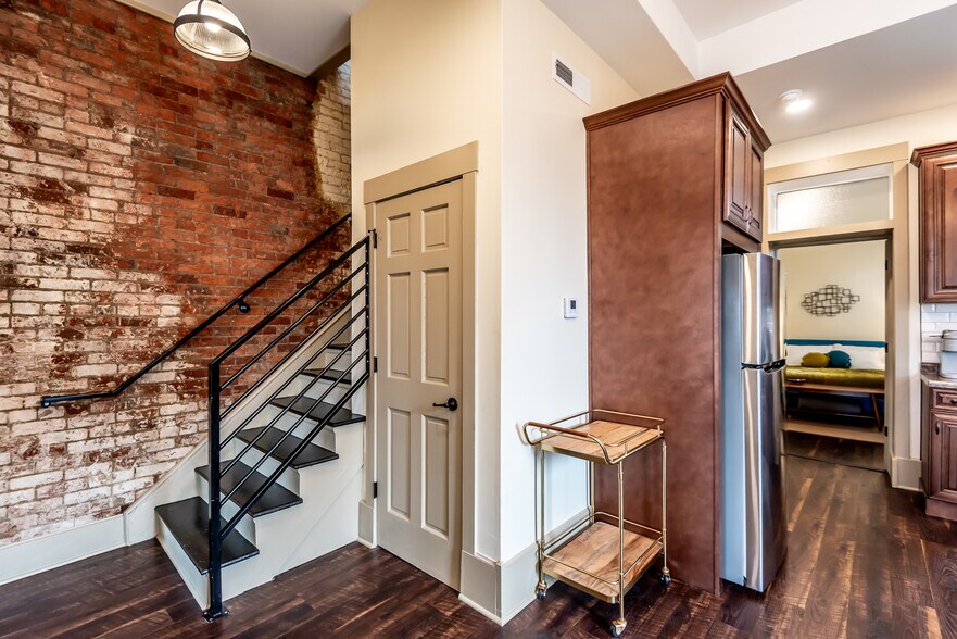 More Photos Of 320 N Mechanic St, Lebanon Multifamily For Sale