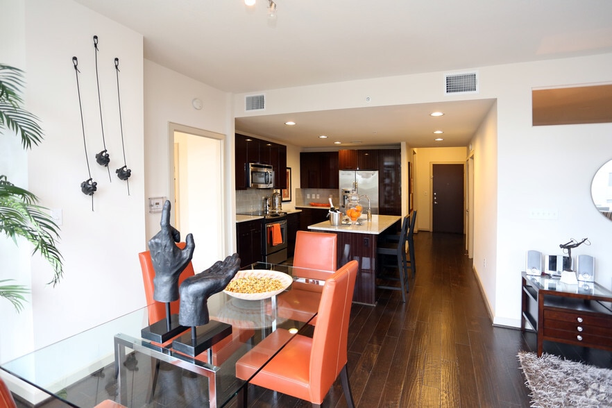 More Photos Of 8710 Cameron St, Silver Spring Apartments For Lease