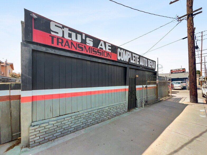 More Photos Of 5531 Cherry Ave, Long Beach Freestanding For Sale