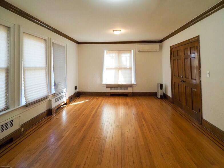 More Photos Of 78 Hart Blvd, Staten Island Rehabilitation Center For Lease