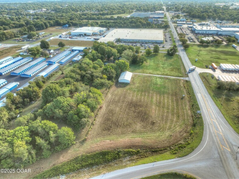 More Photos Of 1373 W Fairview Ave, Carthage Warehouse For Sale