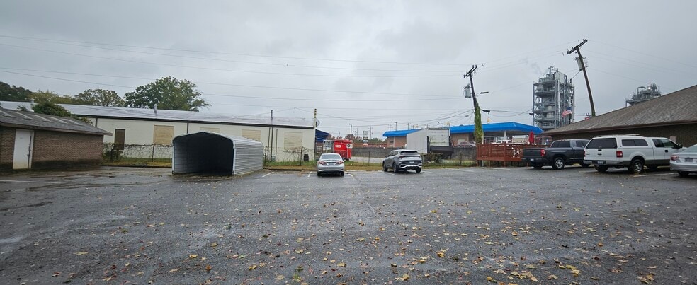 More Photos Of 4917 South Blvd, Charlotte Medical For Lease