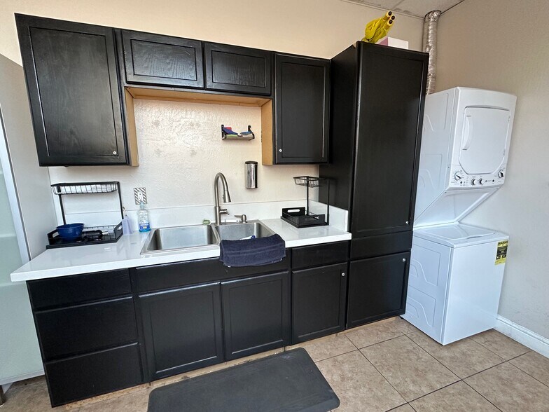 More Photos Of 9210 Thornton Rd, Stockton General Retail For Sale