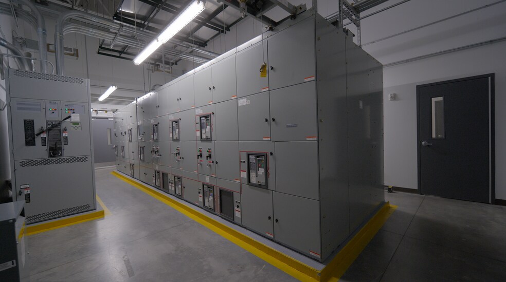 More Photos Of 2436 Penny Rd, Claremont Industrial For Sale