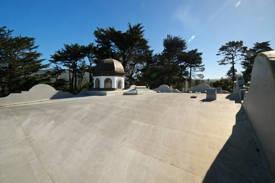 More Photos Of 496 6th St, Montara Office Residential For Sale