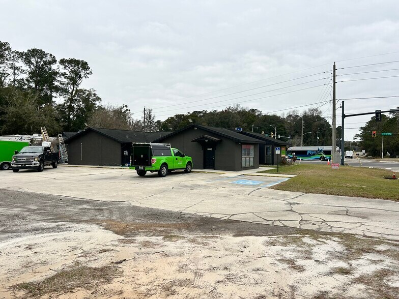 More Photos Of 10569 Lem Turner Rd, Jacksonville Medical For Sale