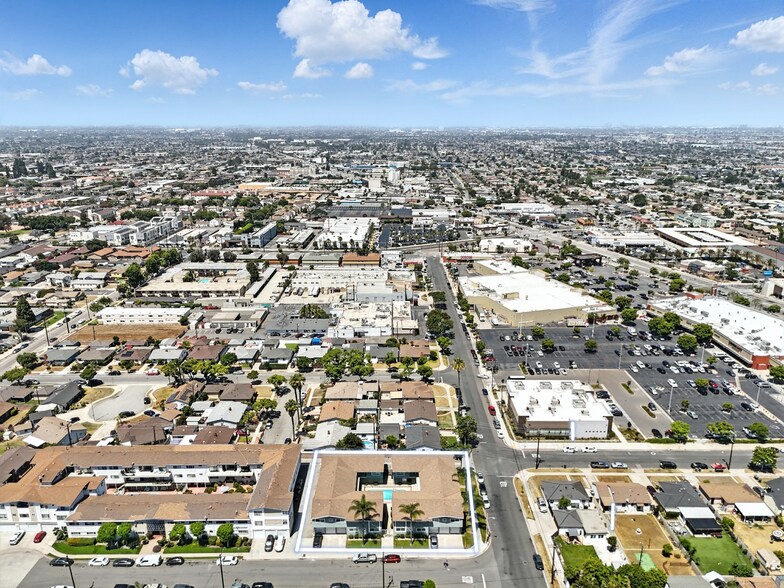 More Photos Of 15505 S Budlong Pl, Gardena Apartments For Sale