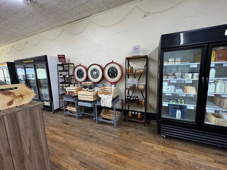 More Photos Of 87 S Main St, Keenesburg Storefront For Sale