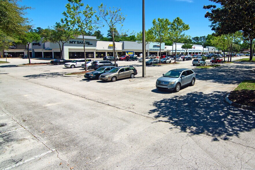 More Photos Of 8595 Beach Blvd, Jacksonville Unknown For Lease