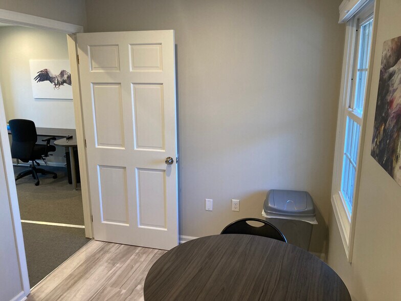 More Photos Of 123 Elm St, Old Saybrook Medical For Sale